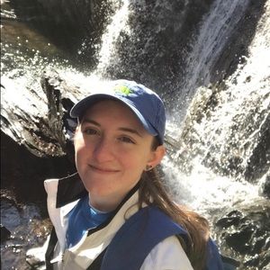 Meet your Posher, Julia